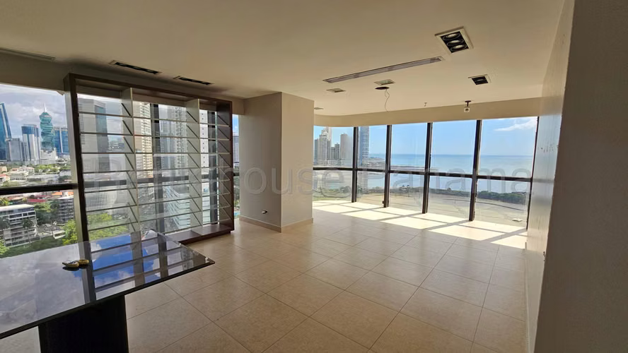 Venta de Oficina en Avenida Balboa, BBVA (Solo Cliente Directo) - Imagen 6