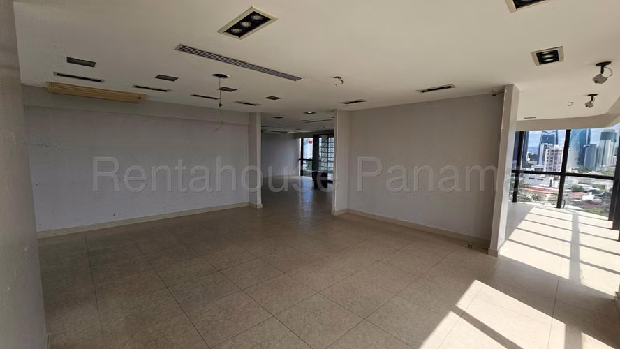 Venta de Oficina en Avenida Balboa, BBVA (Solo Cliente Directo) - Imagen 7