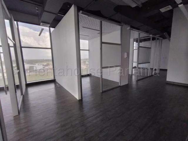 Oficina Comercial en Venta en Santa Maria JG - Imagen 13