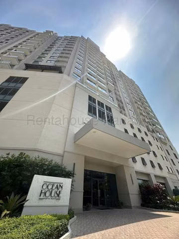 Apartamento en Alquiler en Santa Maria JG