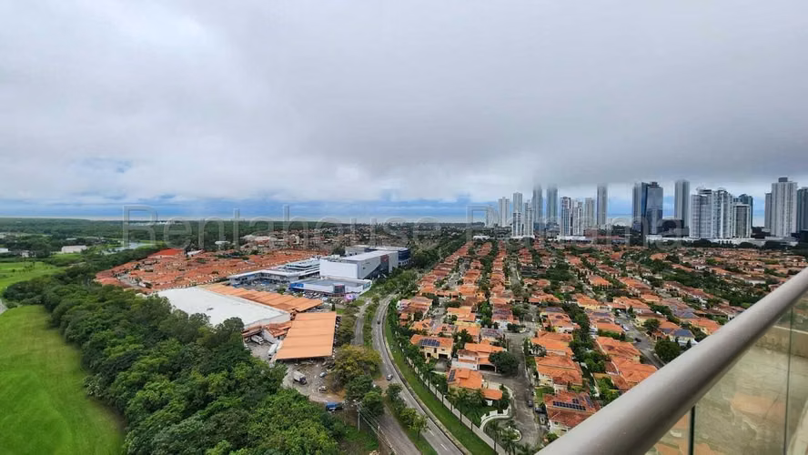 Venta Apartamento 3 Recamaras 314 m2 Vista Panoramica al Golf Santa Maria - ALYC 25-6871 - Imagen 8