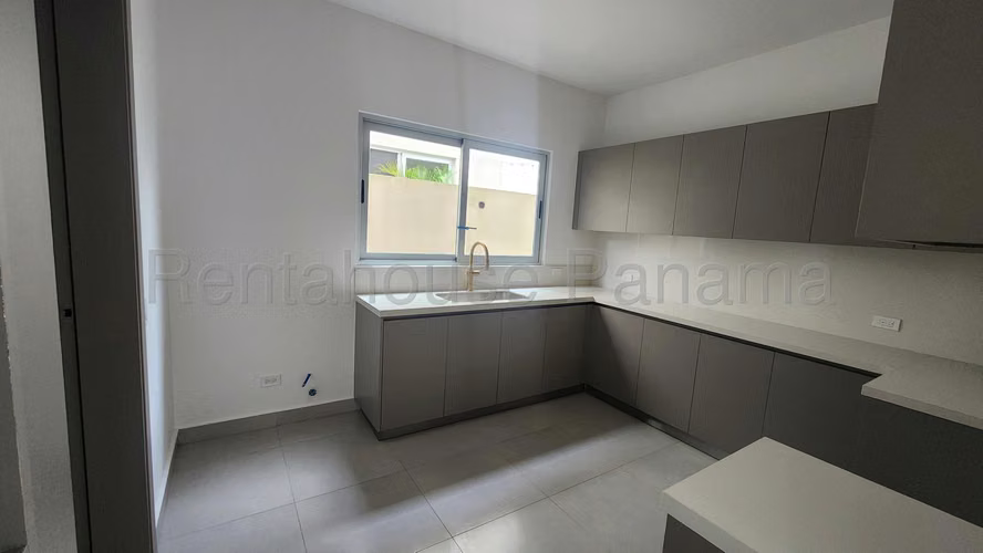 Venta de Casa en Altos de Panama Altos del Parque | Solo Cliente Directo LFC - Imagen 7