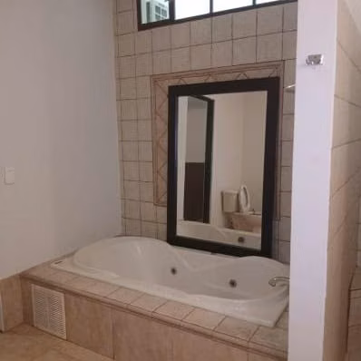 ALQUILER DE CASA CON PISCINA, ALBROOK (6)