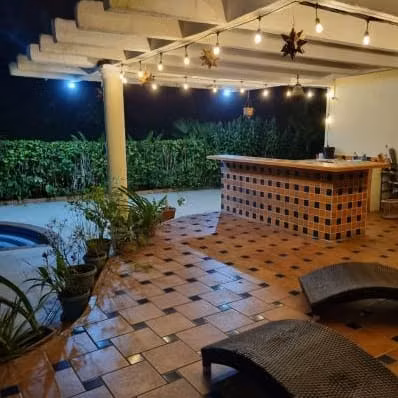 ALQUILER DE CASA CON PISCINA, ALBROOK (6)