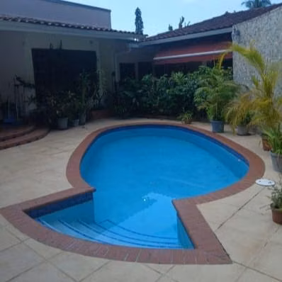 ALQUILER DE CASA CON PISCINA, ALBROOK (6)