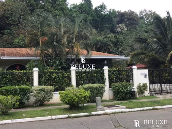 ALQUILER DE CASA CON PISCINA, ALBROOK (6) - Imagen 16