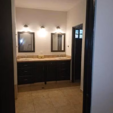 ALQUILER DE CASA CON PISCINA, ALBROOK (6)