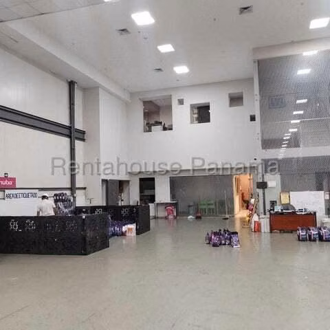 Alquiler de Galera en Don Bosco Solo Cliente Directo MC - Imagen 11