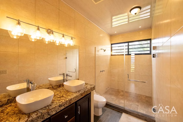 Casa Excepcional con Excelentes Vistas en Venta en Cerro Verde Estates, Boquete, Panamá - cs id: 146945