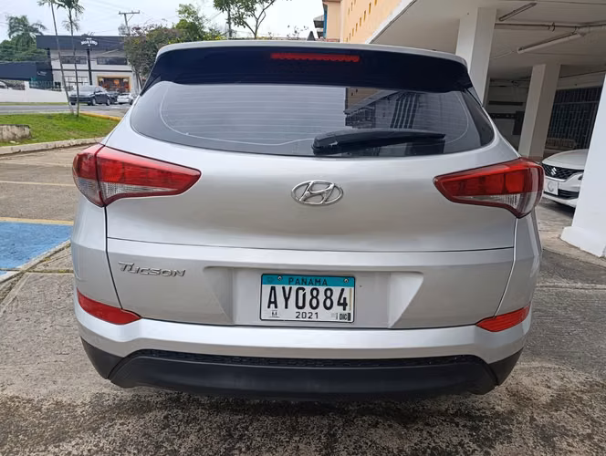 HYUNDAI TUCSON AUTOMATICA  - Imagen 6