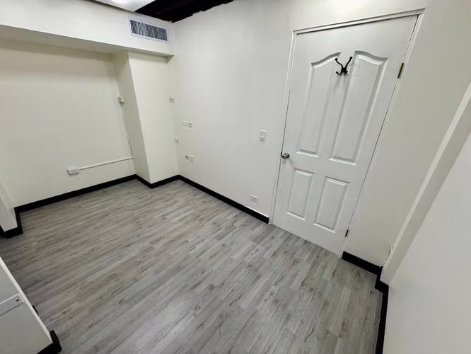 Oficina en Alquiler Plaza Paitilla 31D – 2/3 personas – $241 mes - Imagen 3