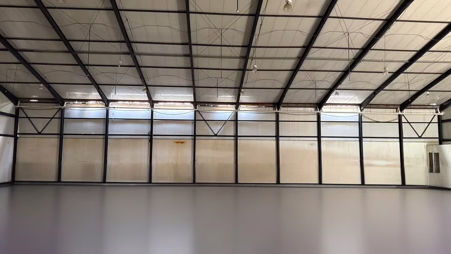 Alquiler de Bodega con Electricidad Trifasica 2125 m2 - Imagen 5