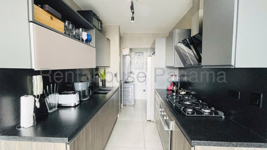 LGU-Venta de apartamento en Coco del Mar, PH Victory Sport.