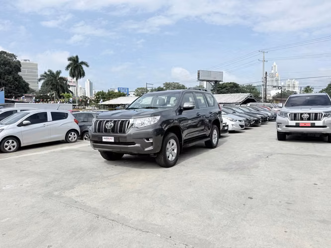 Toyota Land Cruiser Prado 2023 TXL