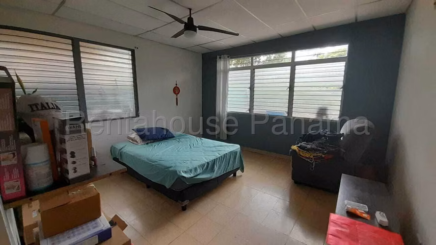Venta de Casa Comercial en Los Angeles 26PPM2155 - Imagen 11
