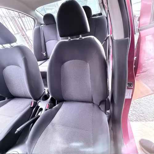 ¡COMO NUEVO! – NISSAN VERSA 2018 - Imagen 10