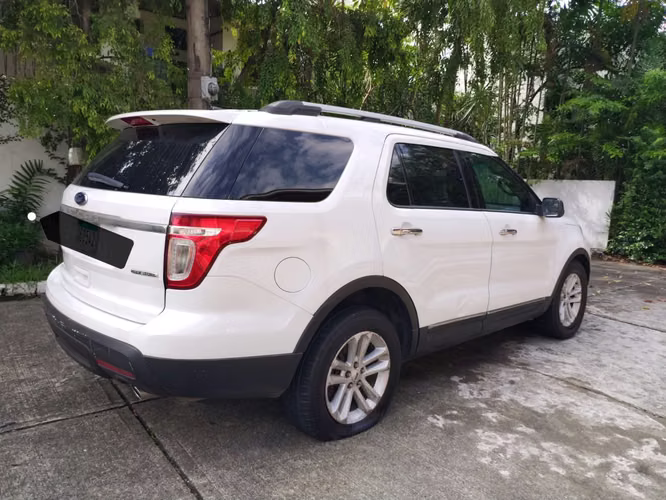 FORD EXPLORER 2014 AUTOMÁTICA 4X4 NEGOCIABLE  - Imagen 4