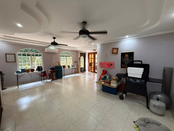 Casa en Altos de Panana residencial privado I con terraza  deposito 