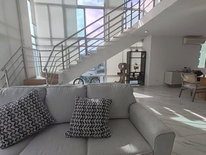 Apartamento en El Cangrejo I con amplios espacio y ubicación premium