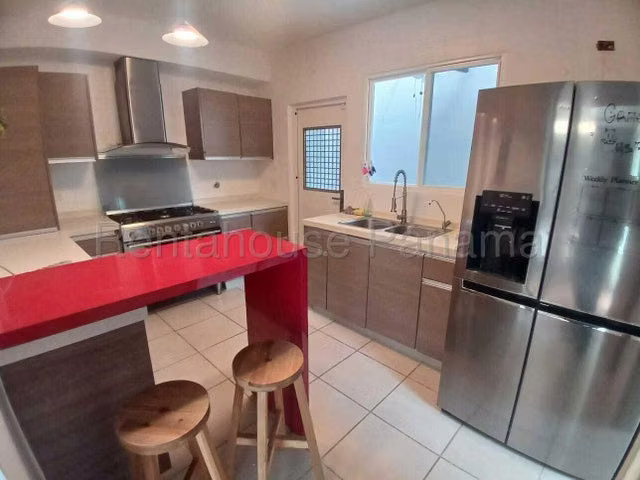 Casa en alquiler en Brisas del Golf 27MAM552