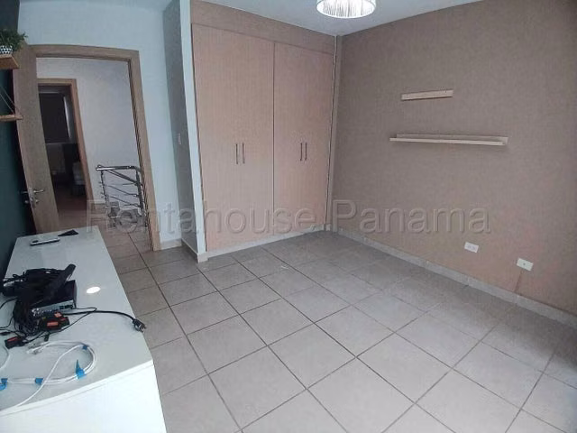 Casa en alquiler en Brisas del Golf 27MAM552