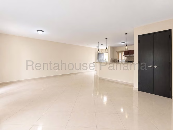 Alquilo Apartamento de 134m2 en Clayton Embassy Club 27-2439SRZ