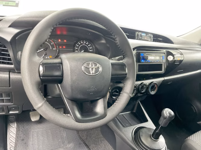 TOYOTA HILUX - 2025 - PPHX - Automarket - Imagen 6