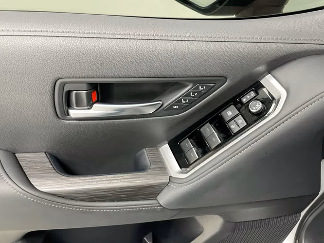 TOYOTA LAND CRUISER  - TLC - Automarket - Imagen 4