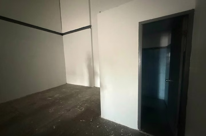 Galeras en Alquiler en Chanis – Ubicación Estratégica/ Warehouse for Rent in Chanis – Strategic Location - Imagen 3