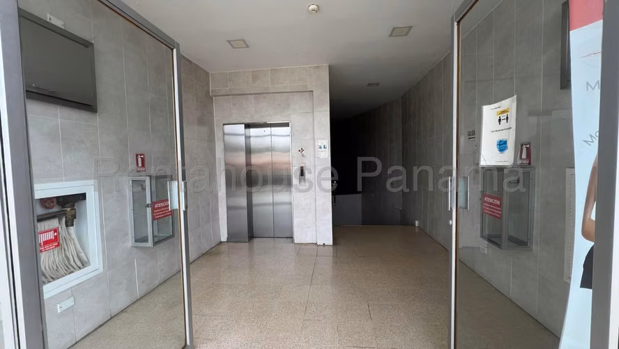 Local Comercial de 117 m² en Alquiler | Star Plaza, Costa del Este MDR 27-2473 - Imagen 7