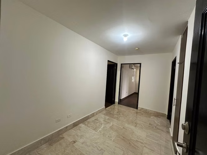 Venta apartamento remodelado, Obarrio 