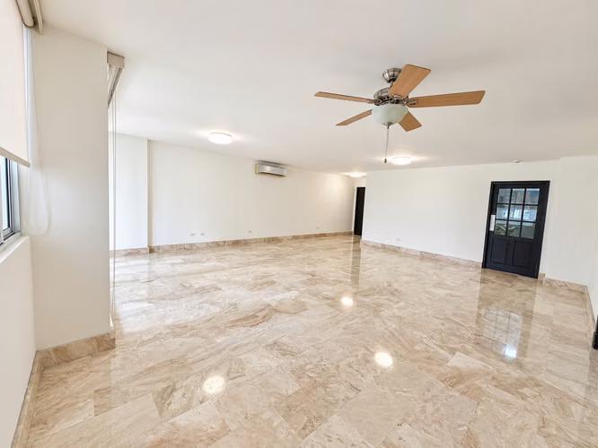 Venta apartamento remodelado, Obarrio 