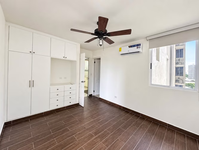 Venta apartamento remodelado, Obarrio 