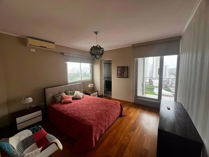 AMPLIO Y HERMOSO APARTAMENTO CON ENTRADA DIRECTA AL PARQUE OMAR - C.J.