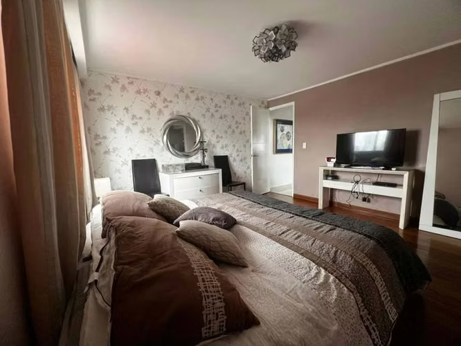 AMPLIO Y HERMOSO APARTAMENTO CON ENTRADA DIRECTA AL PARQUE OMAR - C.J.