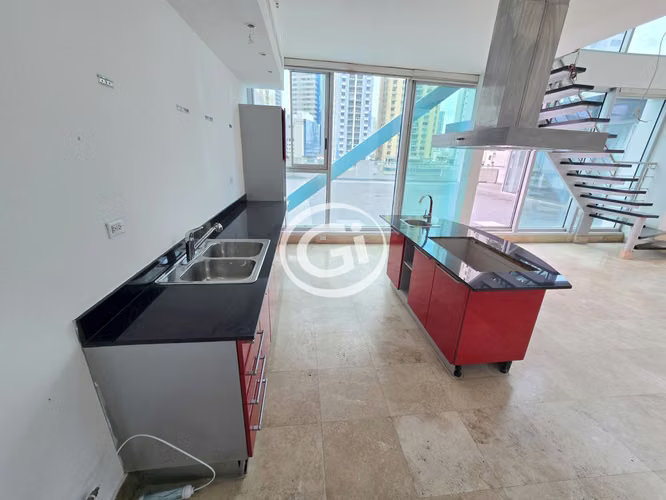 Venta Apartamento Loft Four 41 con Amplia Terraza. Remate Bancario - Imagen 9