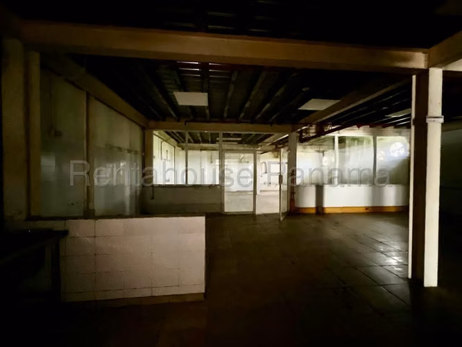 Venta Galera 291 m2 Dos Niveles con Mezzanina y Cuarto Frio Don Bosco - ALYC 27-2454