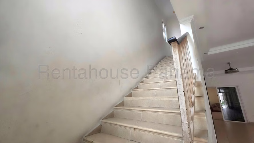 Venta de Casa Glamorosa en PH Altos del Country, Altos de Panamá 27-2453GG - Imagen 10