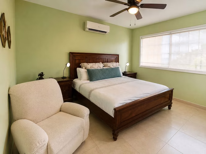 ALQUILER CASA COSTA DEL ESTE CON TERRAZA COSTA AZUL MLD