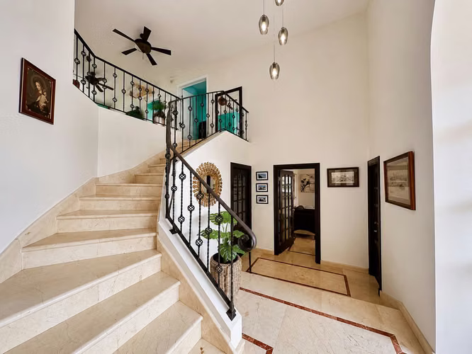 ALQUILER CASA COSTA DEL ESTE CON TERRAZA COSTA AZUL MLD