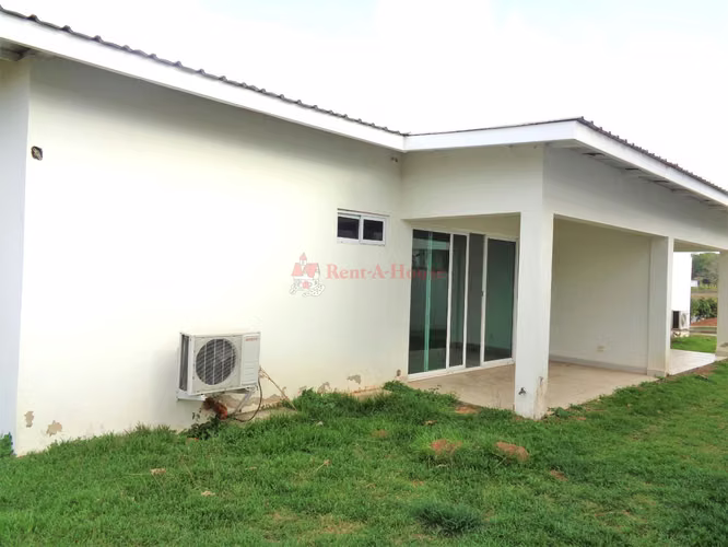 MB27-974 Se vende casa Mirador del Mar La Chorrera *Solo cliente directo*