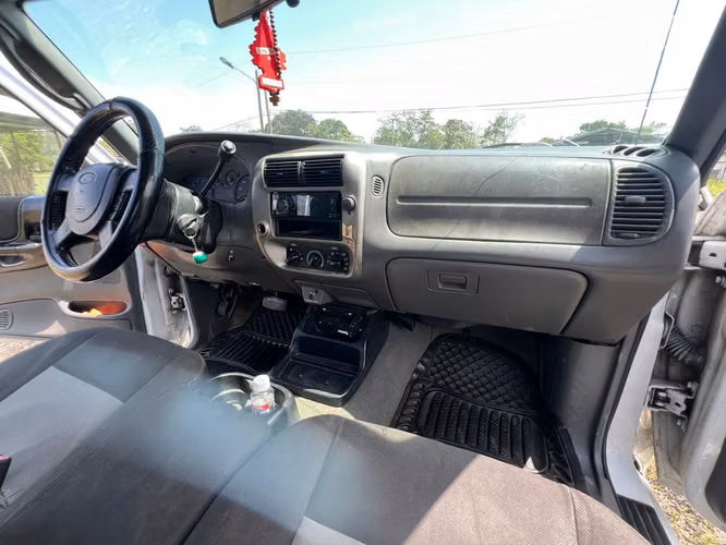 Se vende Ford Ranger 2005 XLT - Imagen 9