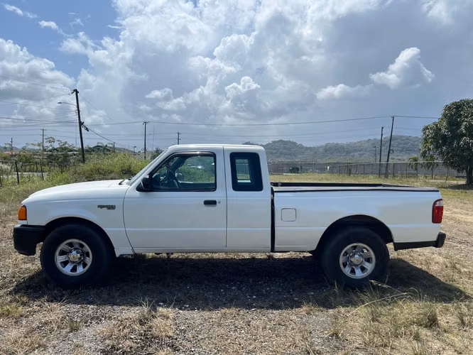 Se vende Ford Ranger 2005 XLT - Imagen 4
