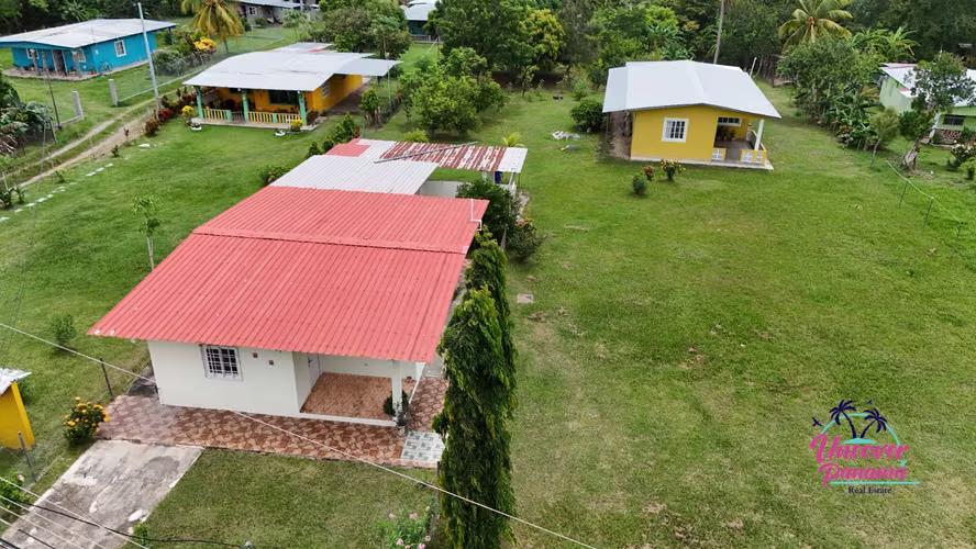 Casa con amplio terreno en venta en El Jagüito, Antón, Coclé