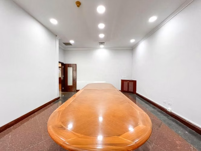 OFICINA COMERCIAL