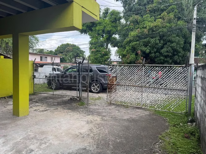 VENDO Casa con Cuartos para Alquiler en Rio Abajo 500m2 lote. MAG - Imagen 5