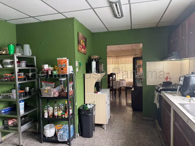 VENDO Casa con Cuartos para Alquiler en Rio Abajo 500m2 lote. MAG - Imagen 10