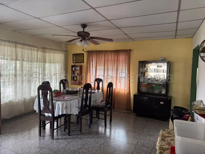 VENDO Casa con Cuartos para Alquiler en Rio Abajo 500m2 lote. MAG - Imagen 9