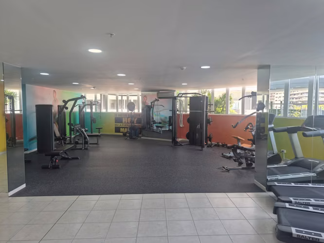 se alquila apartamento av full amoblado cerca de la cinta costera  - Imagen 6