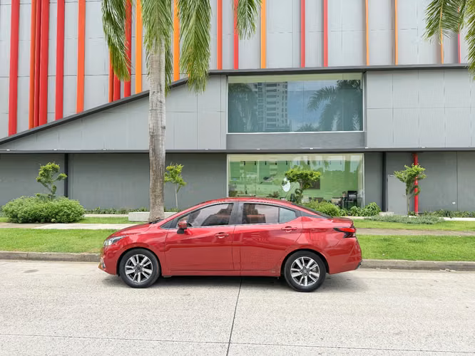 Vendo mi Nissan Versa 2021 - Imagen 2